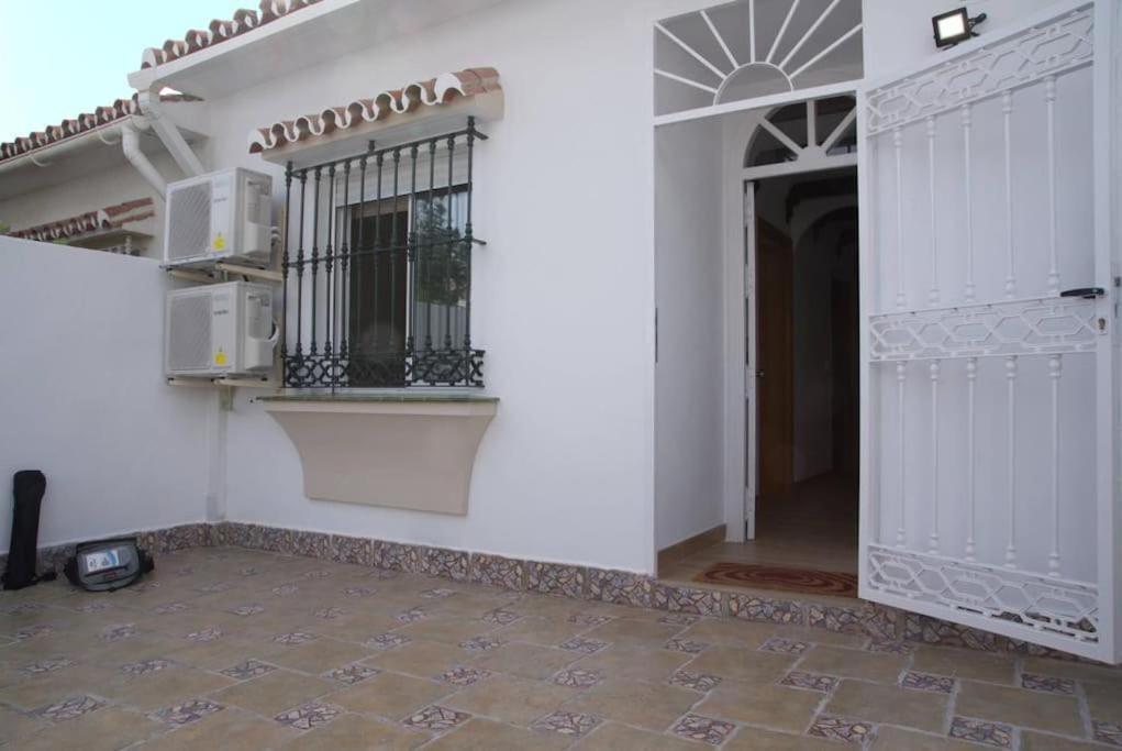 House W Shared Pool, Perfect For Small Families Fuengirola Bagian luar foto