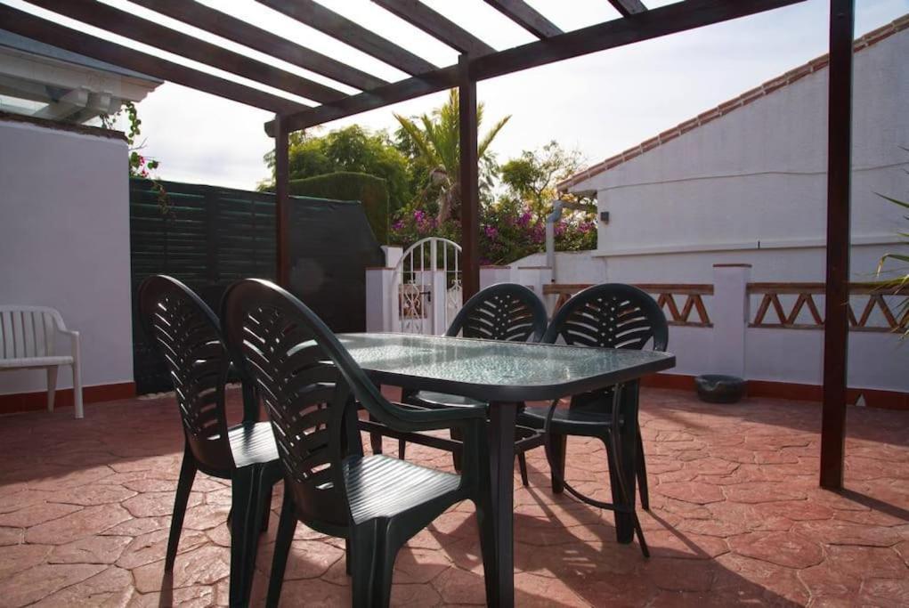 House W Shared Pool, Perfect For Small Families Fuengirola Bagian luar foto